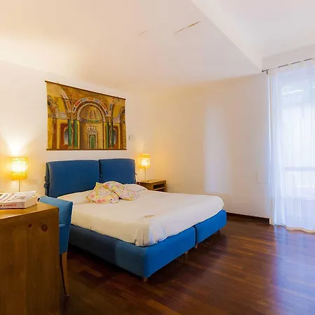 Pocho Hotel 3*