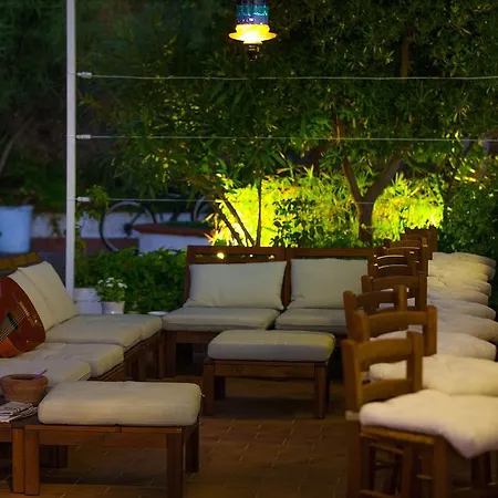 Pocho Hotel 3*