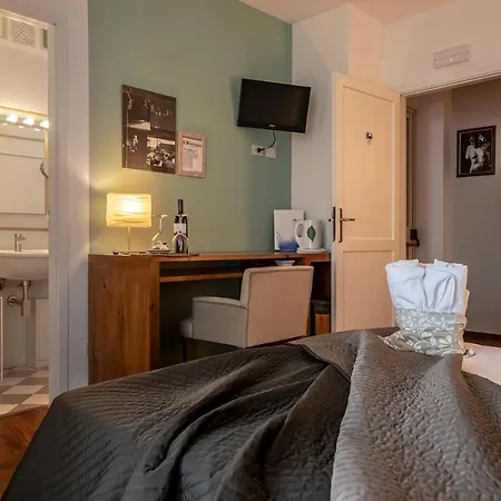 Pocho Hotel 3*