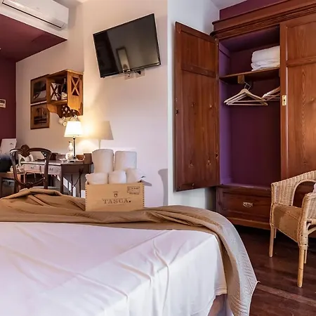 Pocho Hotel